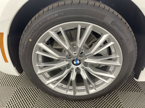 Certified 2023 BMW 330i xDrive 330i xDrive w/ Driving Assistance Package image 8