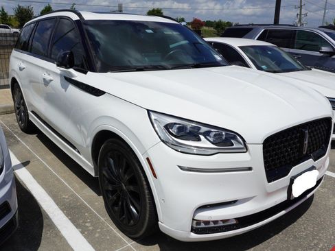 Used 2023 Lincoln Aviator Black Label Grand Touring w/ Class IV Trailer Tow Package AWD/4WD image 3