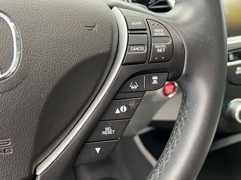 Used 2017 Acura RDX AWD w/ Advance Package image 19