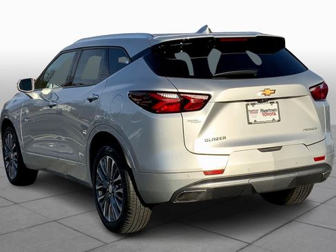 Used 2019 Chevrolet Blazer Premier w/ Driver Confidence II Package FWD image 12