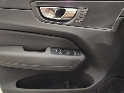 New 2026 Volvo XC60 B5 Core image 24