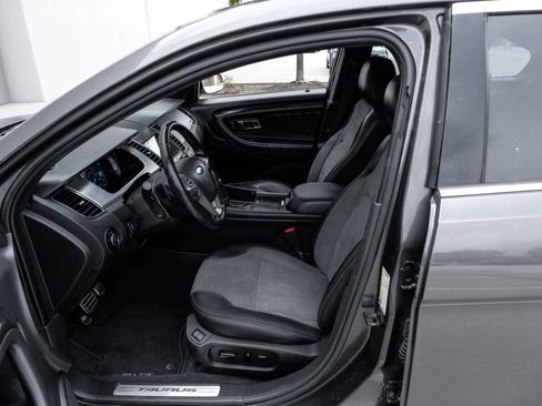 Used 2019 Ford Taurus SHO w/ Driver Assist Package AWD/4WD image 4