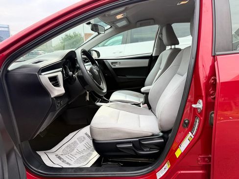 Used 2015 Toyota Corolla LE FWD image 10