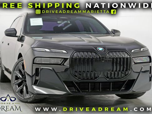 Used 2023 BMW 740i w/ Parking Assistance Package image 2