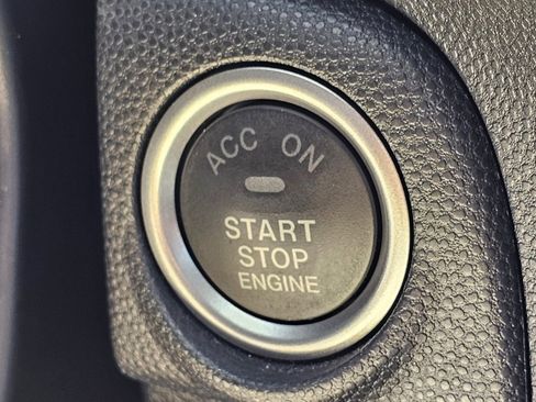 Used 2013 MAZDA MAZDA3 i Touring image 7