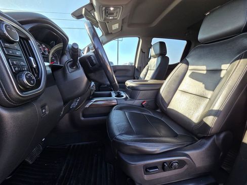 Used 2020 Chevrolet Silverado 1500 RST image 24