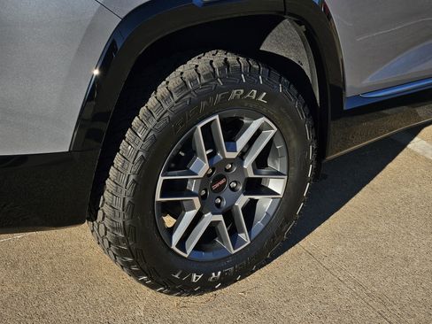 New 2026 GMC Terrain AT4 image 7