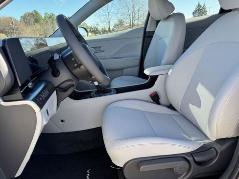 New 2026 Hyundai Kona SE image 8