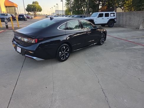 Used 2025 Hyundai Sonata SEL FWD image 7