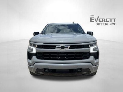 Used 2024 Chevrolet Silverado 1500 RST AWD/4WD image 2