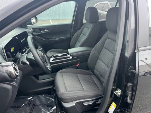 Used 2025 Chevrolet Equinox LT FWD image 35
