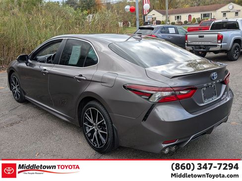 Certified 2024 Toyota Camry SE image 5