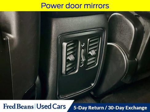 Used 2021 Jeep Grand Cherokee Laredo AWD/4WD image 28