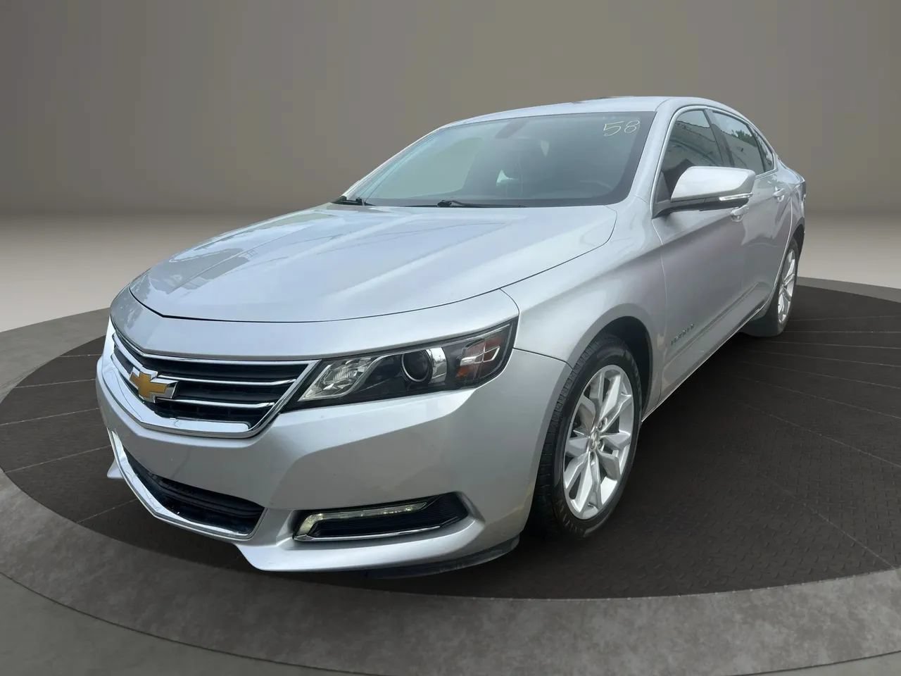 Used 2019 Chevrolet Impala LT FWD image 1