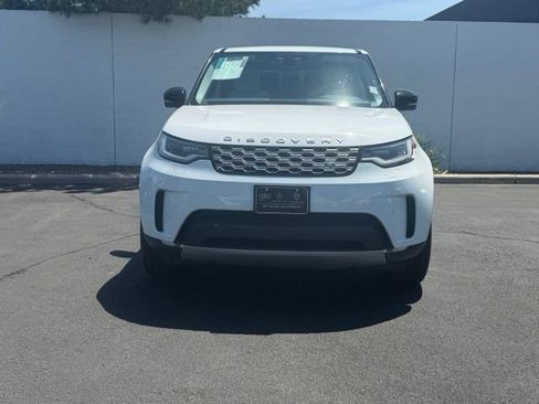 Used 2025 Land Rover Discovery S AWD/4WD image 3