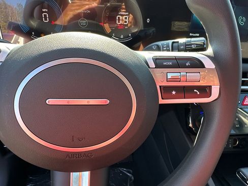 New 2025 Hyundai Tucson SEL image 25