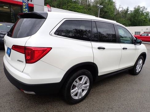 Used 2018 Honda Pilot LX image 4