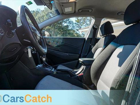 Used 2021 Hyundai Kona SE image 18