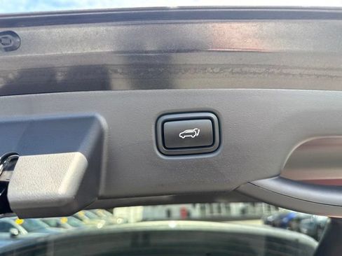 Certified 2023 Kia Niro Wind w/ Wind Preserve Package FWD image 13