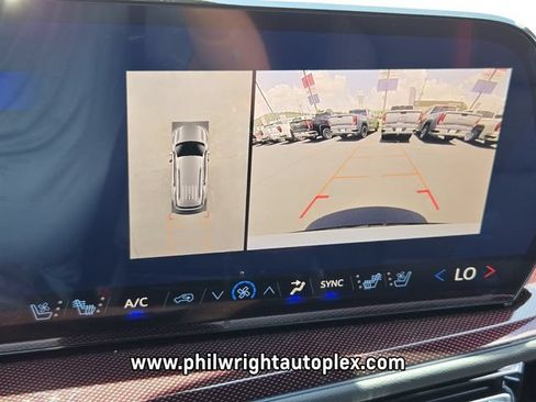 New 2026 Chevrolet Traverse RS w/ LPO, Floor Liner Package FWD image 25