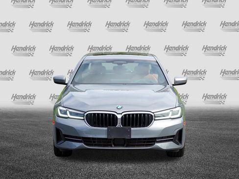 Used 2023 BMW 530i xDrive w/ Executive Package AWD/4WD image 3