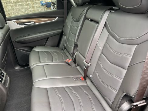 Used 2023 Cadillac XT5 Premium Luxury w/ Platinum Package AWD/4WD image 26