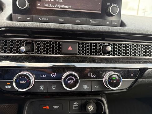 Used 2023 Honda Civic EX image 26