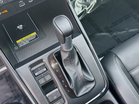 Used 2025 Honda CR-V EX-L image 13