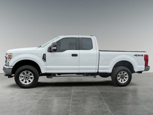 Used 2020 Ford F250 XL w/ STX Appearance Package AWD/4WD image 3