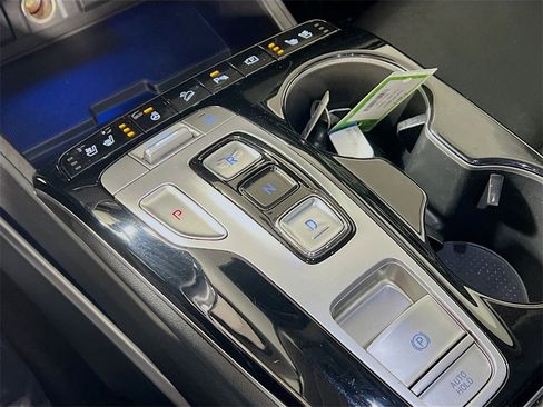 Used 2024 Hyundai Tucson Limited image 16