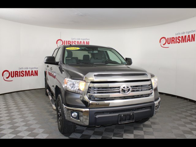 Used 2016 Toyota Tundra SR5 w/ TRD Off Road Package AWD/4WD image 9
