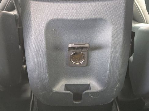 Used 2022 Ford Maverick XL image 14