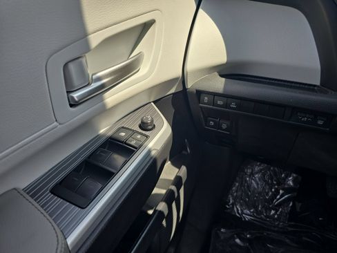 Certified 2025 Toyota Sienna XLE w/ XLE Plus Package AWD/4WD image 24