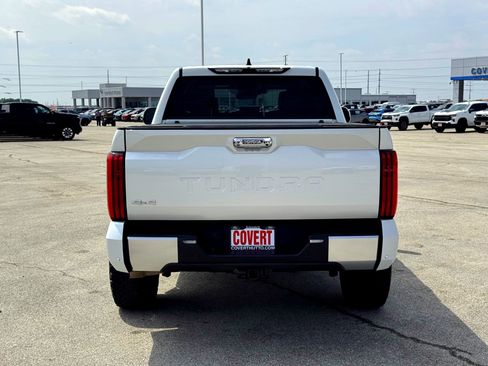 Used 2022 Toyota Tundra Limited AWD/4WD image 7