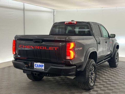 Used 2024 Chevrolet Colorado ZR2 w/ Technology Package image 6