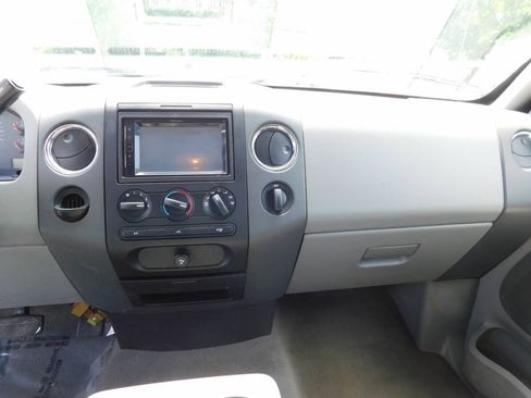 Used 2005 Ford F150 XLT RWD image 7
