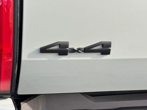 Used 2024 Toyota Tundra Limited image 30