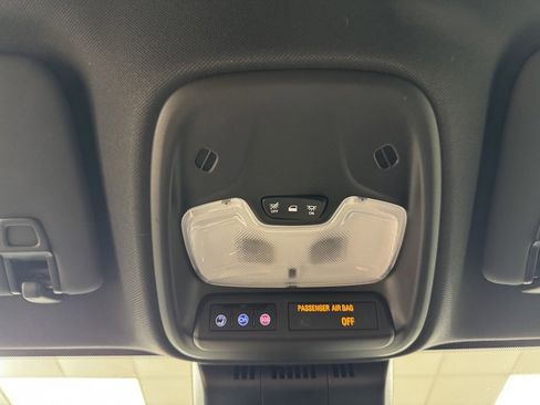 Used 2024 Chevrolet Colorado Trail Boss w/ Advanced Trailering Package image 39