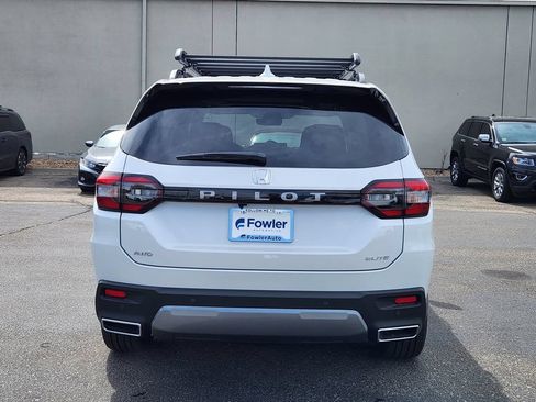 New 2026 Honda Pilot Elite image 6