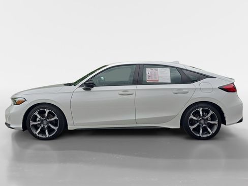 Used 2025 Honda Civic Sport Touring image 2