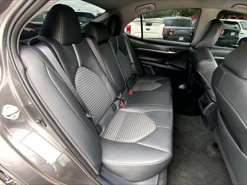 Used 2023 Toyota Camry SE image 20