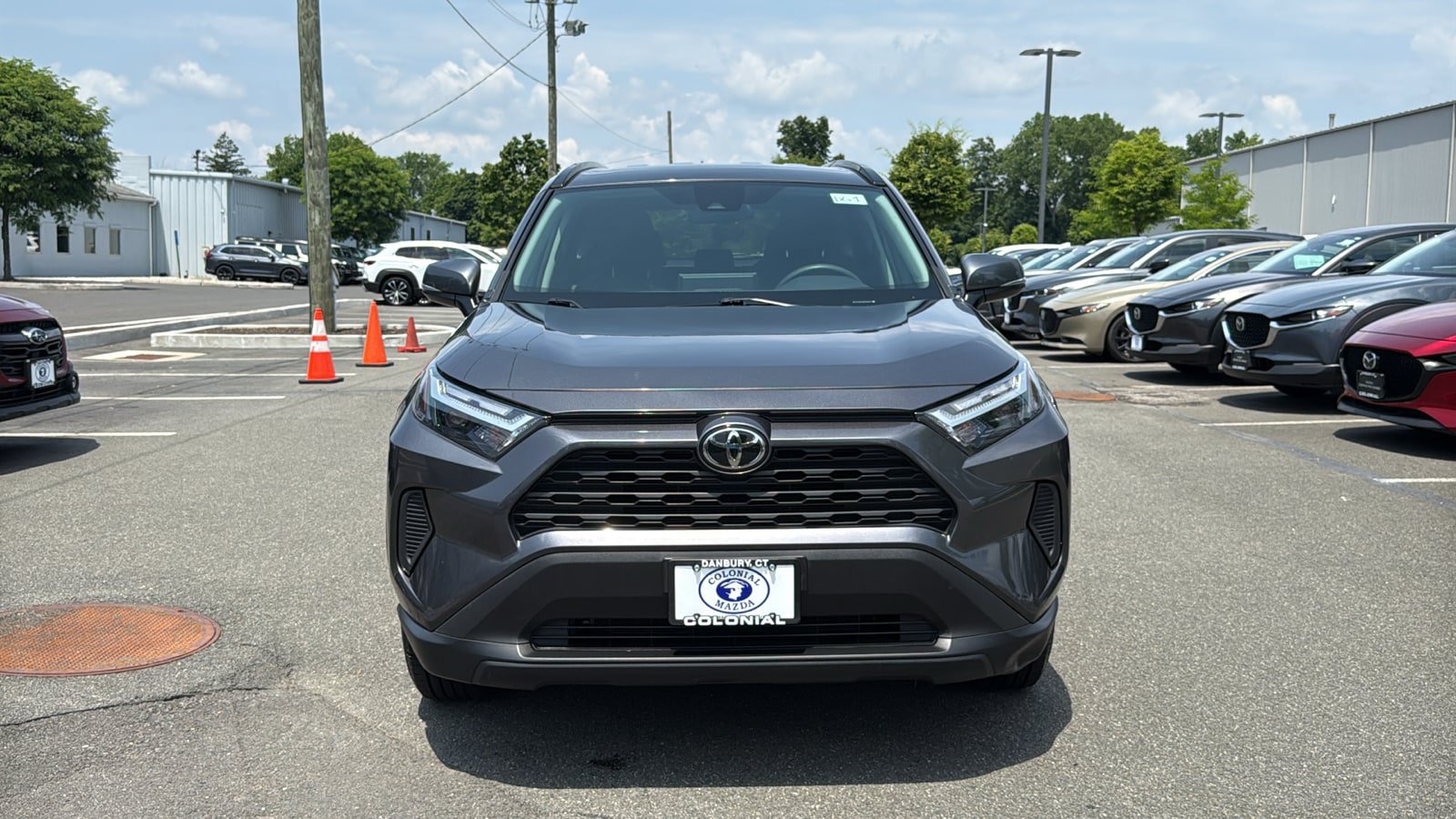 Used 2024 Toyota RAV4 XLE AWD/4WD image 2