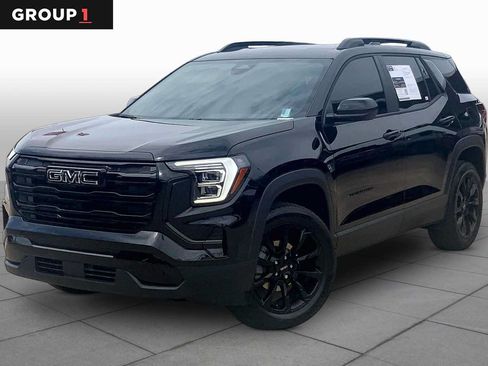 Used 2026 GMC Terrain Elevation w/ Elevation Premium Package FWD image 1