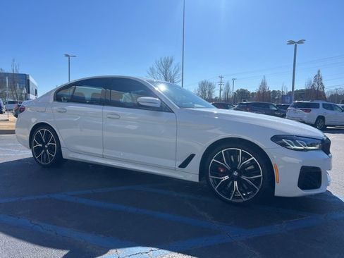Used 2023 BMW 540i w/ M Sport Package image 4