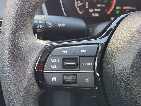 Used 2025 Honda Civic LX image 28