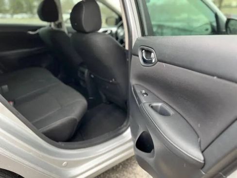 Used 2019 Nissan Sentra S FWD image 22