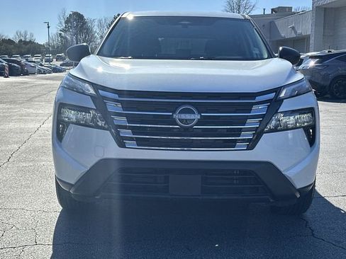 Certified 2025 Nissan Rogue S image 28