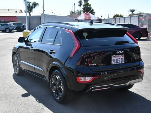 Used 2023 Kia Niro Wind FWD image 6
