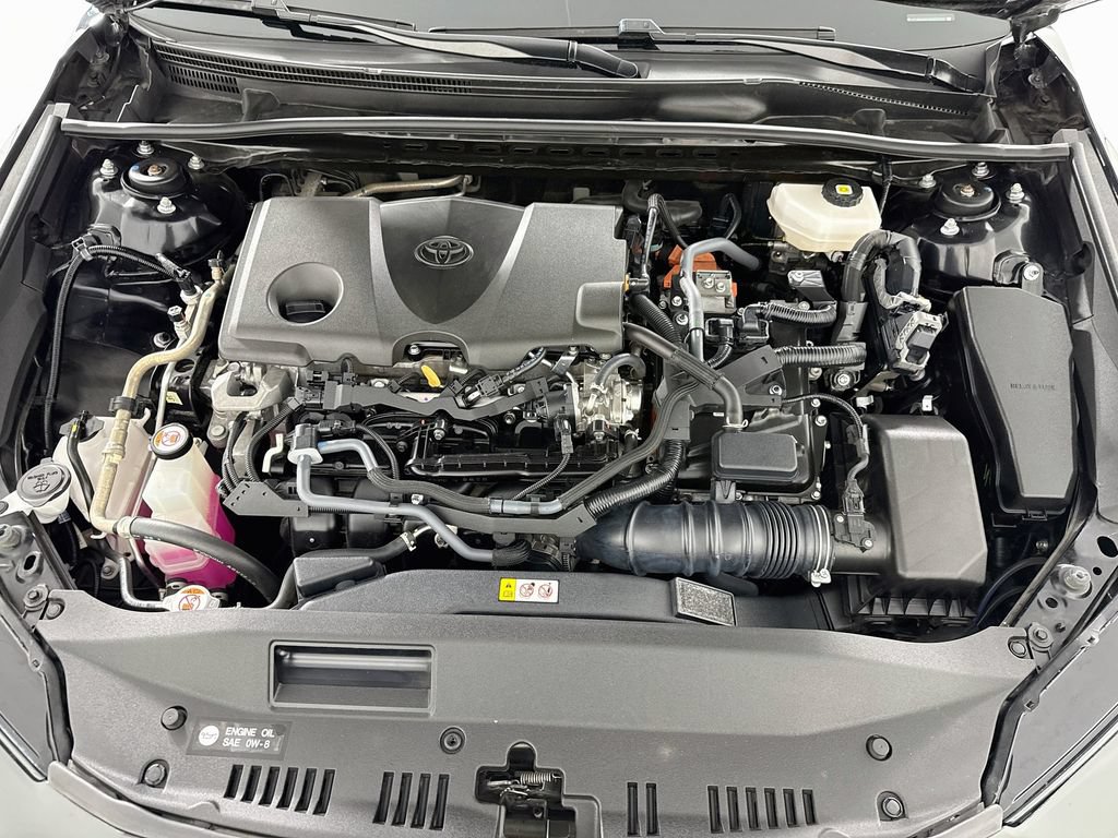Used 2025 Toyota Camry XSE FWD image 29