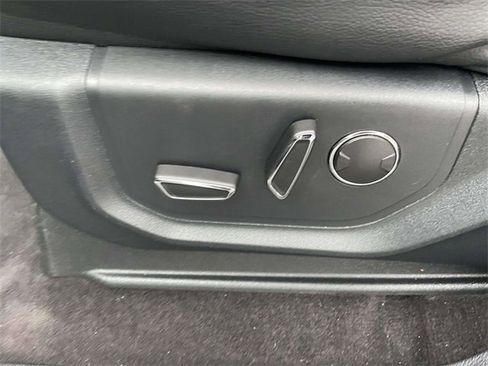 Used 2021 Ford Expedition Max Limited image 13